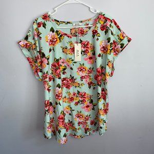 MPH COllection Floral Top 2X